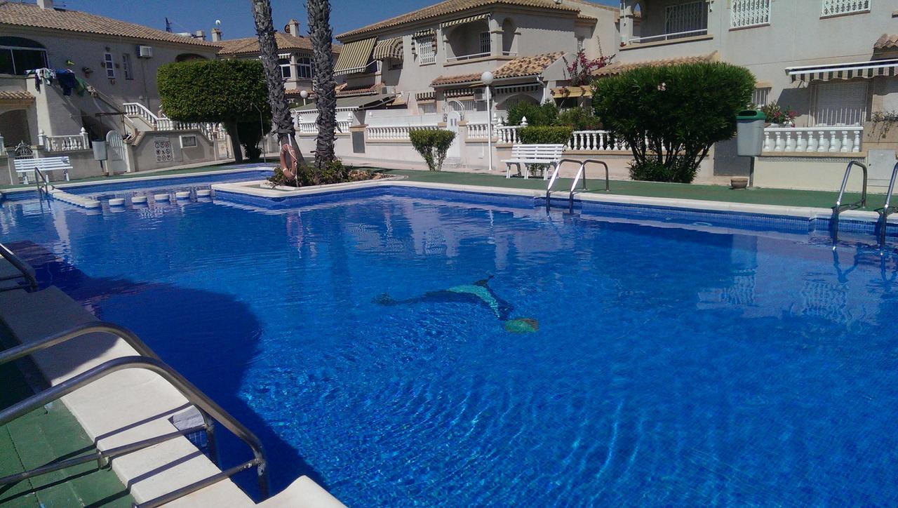 Ferienwohnung Torrevieja Esterno foto